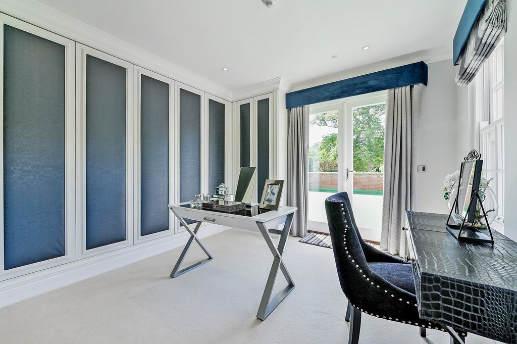 Additional image 17 of 7 bed villa to rentHeathfield Road, Burnham, Slough SL1