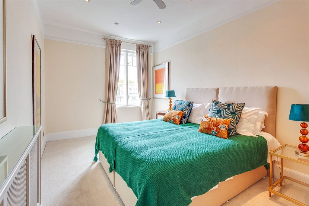 Additional image 13 of 4 bed flat to rentThameside, Henley-On-Thames, Oxfordshire RG9