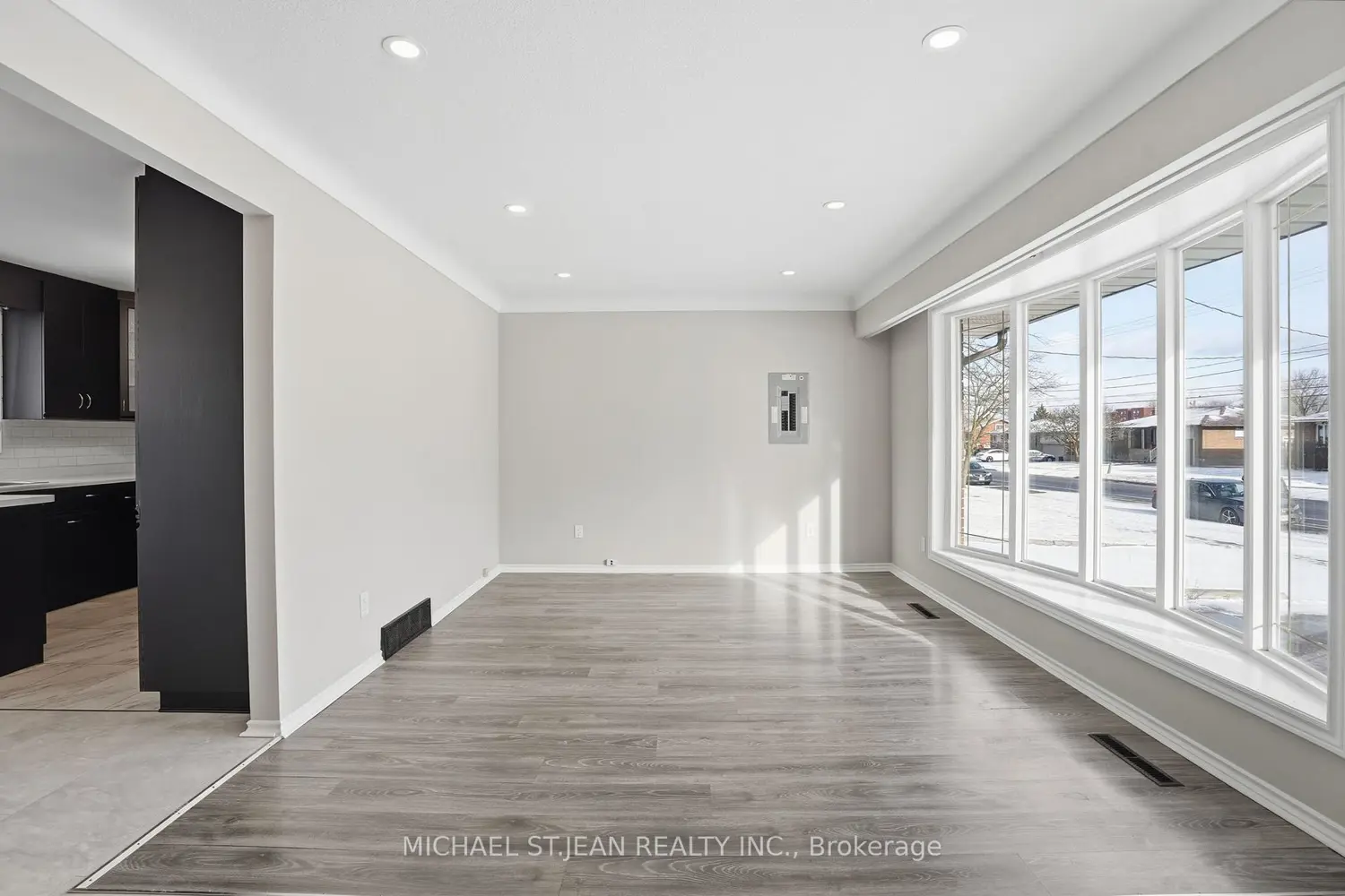 Additional image 3 of 93 Wellington Street