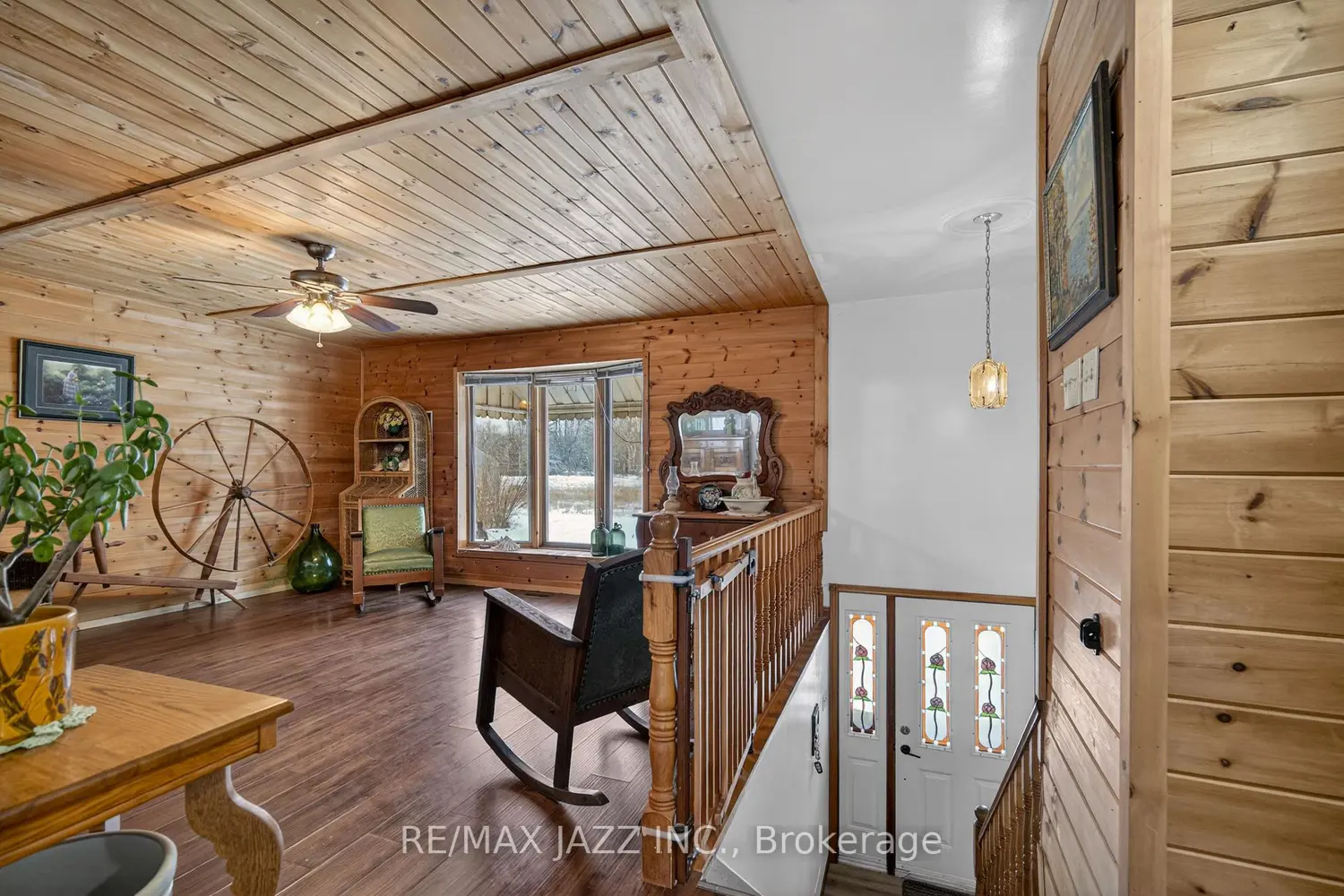 1735 County Rd 48 photo 4