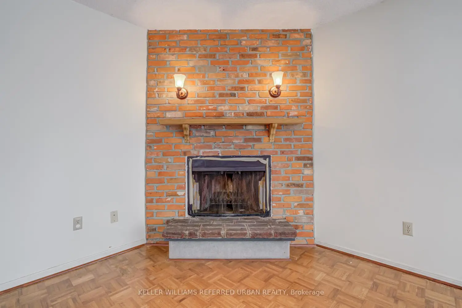 Additional image 3 of 653 Village Parkway 18