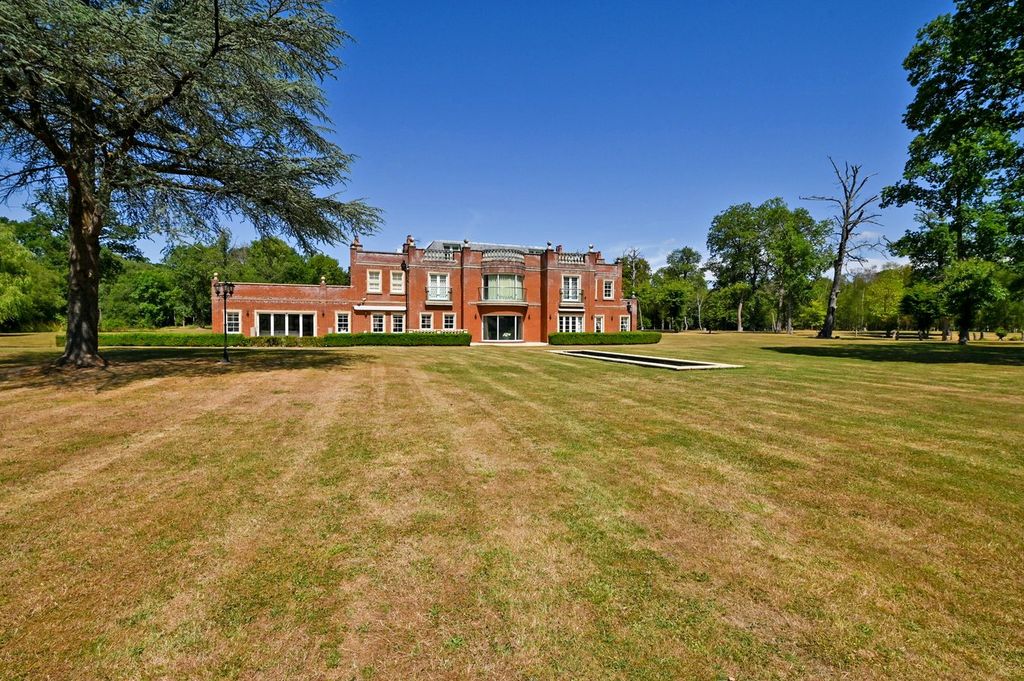 Additional image 46 of 7 bed villa to rentHeathfield Road, Burnham, Slough SL1