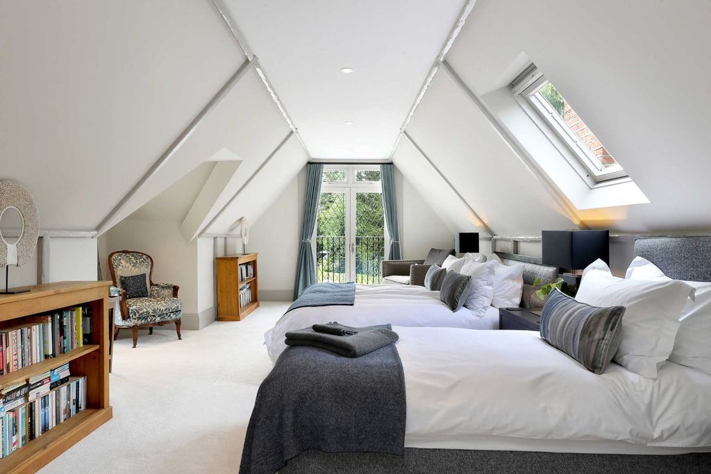 Additional image 26 of 7 bed country house to rentRiversdale, Bourne End, Buckinghamshire SL8