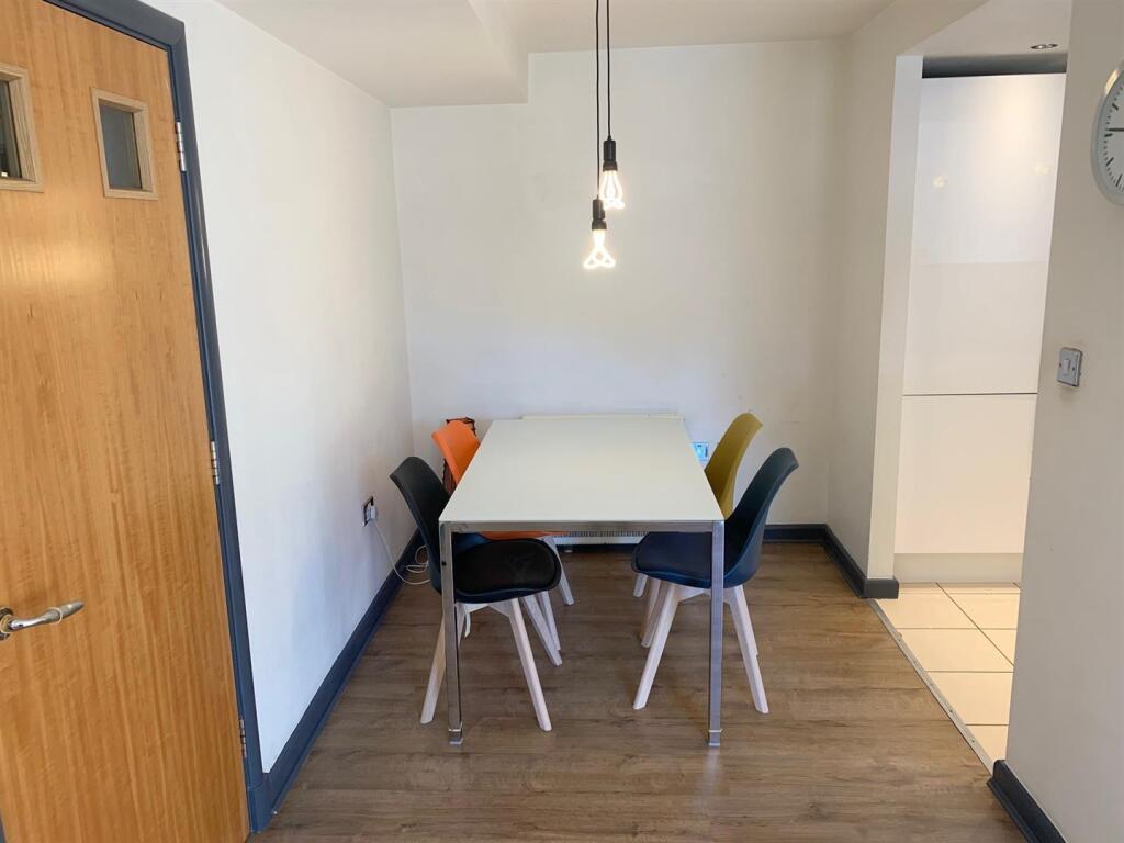 Additional image 5 of Maxim 28, 21 Lionel Street, Birmingham, B3