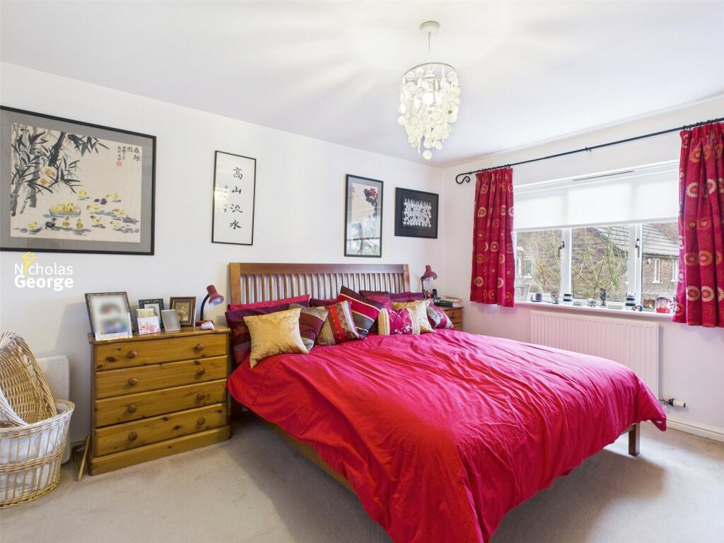 Additional image 4 of Foxes Meadow, Cotteridge, Birmingham, B30