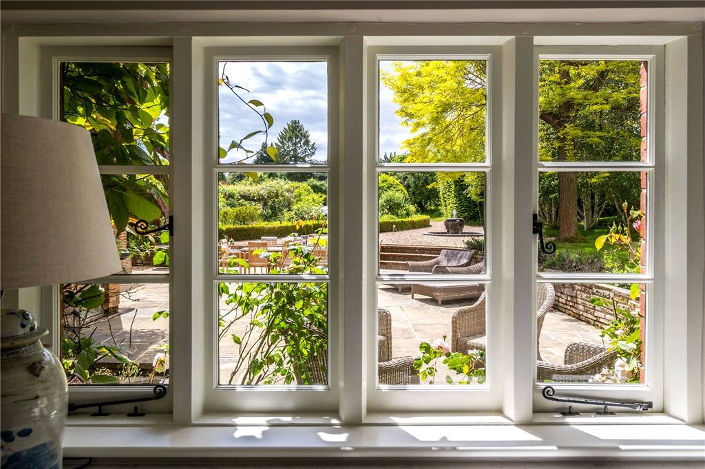 Additional image 33 of 6 bed detached house to rentBalchins Lane, Westcott, Dorking, Surrey RH4