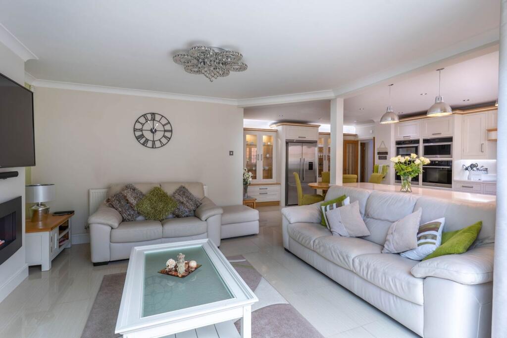 Additional image 8 of Plymouth Road, Barnt Green, B45