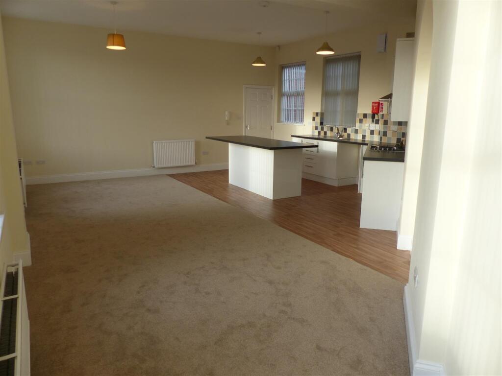 Additional image 7 of Flat 1, 1-3 Pershore Road South