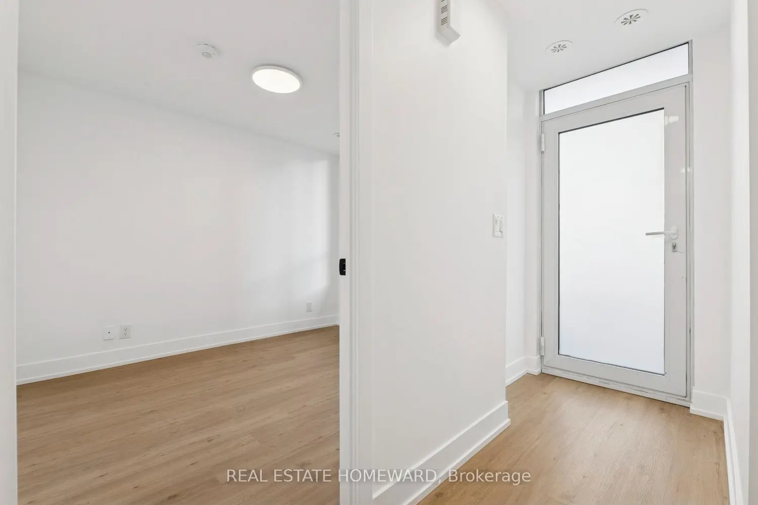 Additional image 2 of 1245 Bayly Street 21