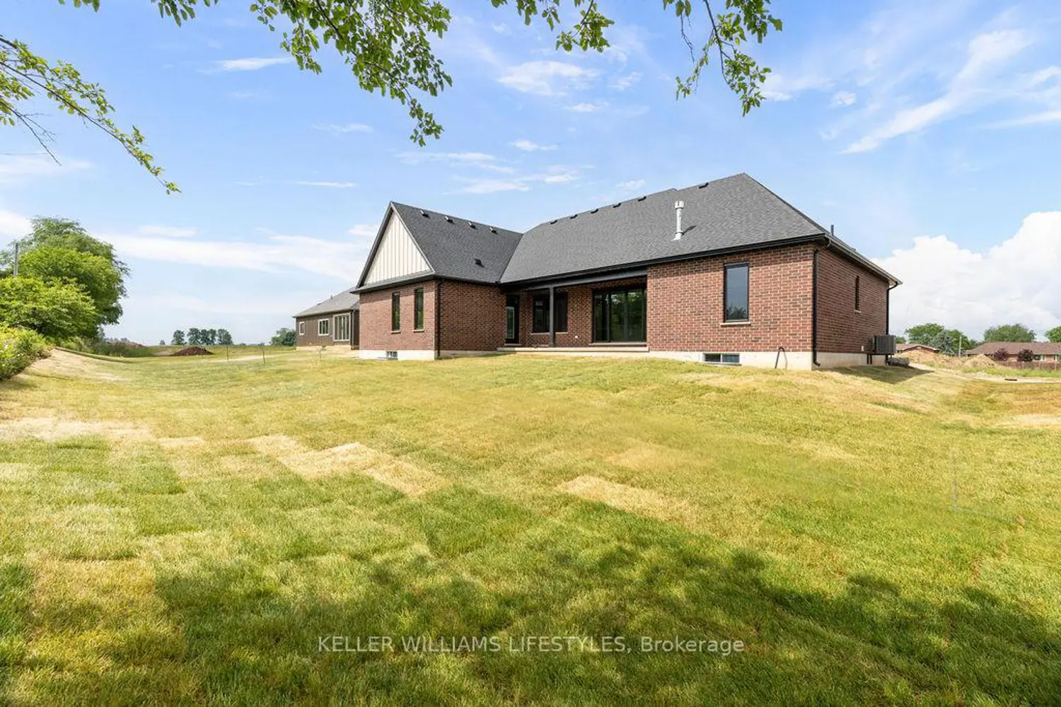 Additional image 17 of 54 East Glen Drive