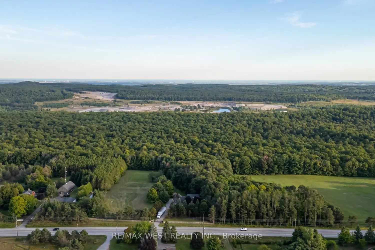 Additional image 20 of 661 Regional Road 21