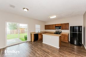 Additional image 5 of 7425 Snow Ridge Drive, Fort Worth, TX, 76133