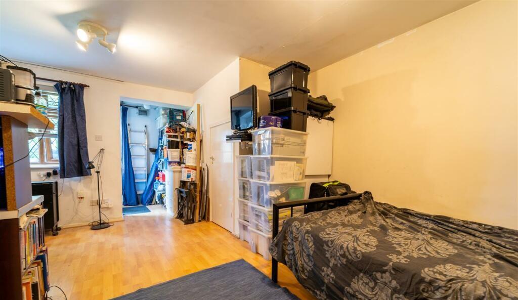 Additional image 8 of Lea Yield Close, Birmingham