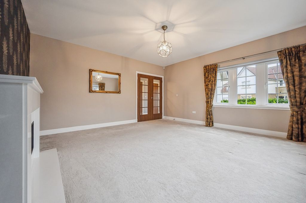 Additional image 4 of 5 bed detached house to rentDalgleish Drive, Bearsden, Glasgow G61