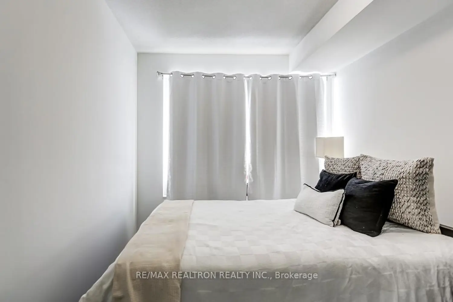 Additional image 8 of 1346 Danforth Road 1506