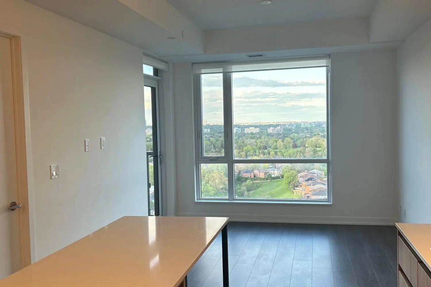 Additional image 7 of 7950 Bathurst Street 1807