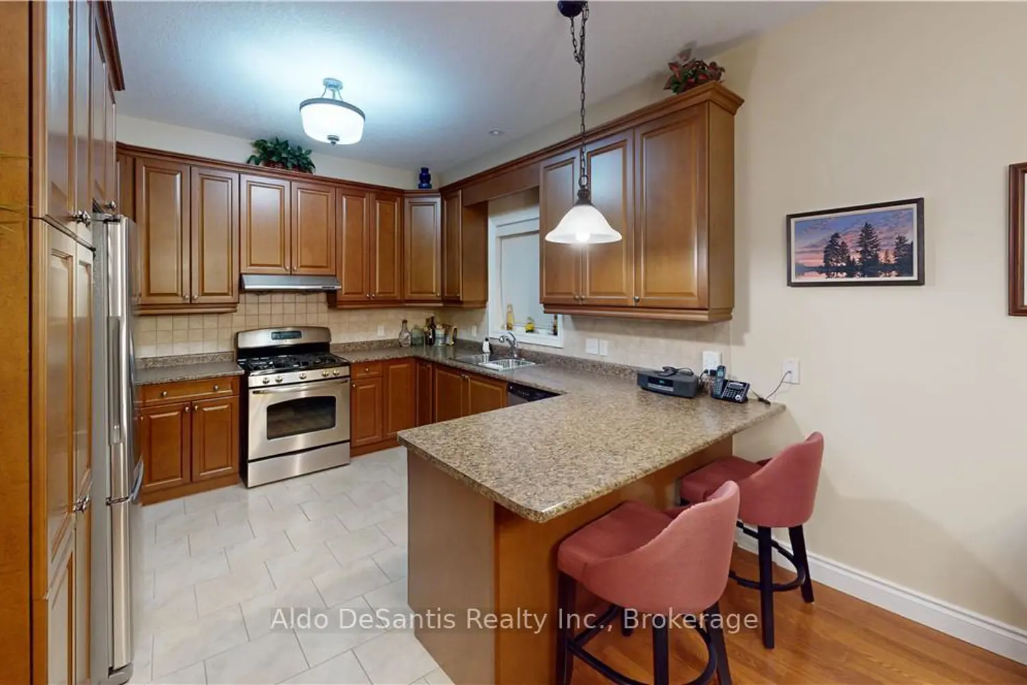 Additional image 3 of 39 Showcase Drive