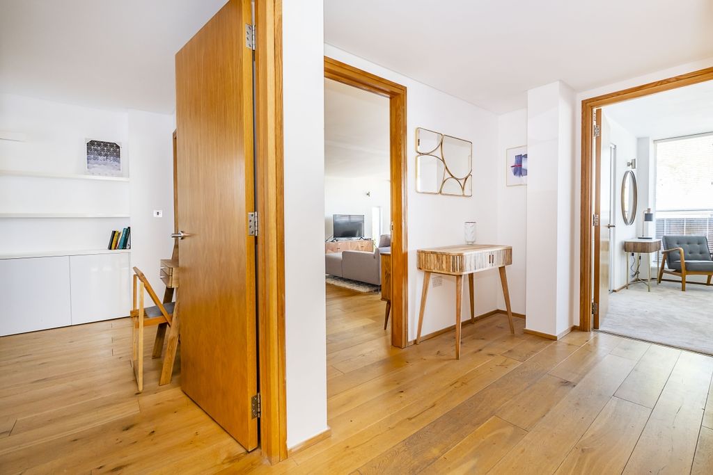 Additional image 9 of 3 bed flat to rentSheen Road, Richmond TW9