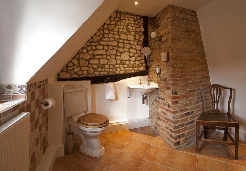 Additional image 10 of 4 bed detached house to rentSouthend, Henley-On-Thames, Oxfordshire RG9