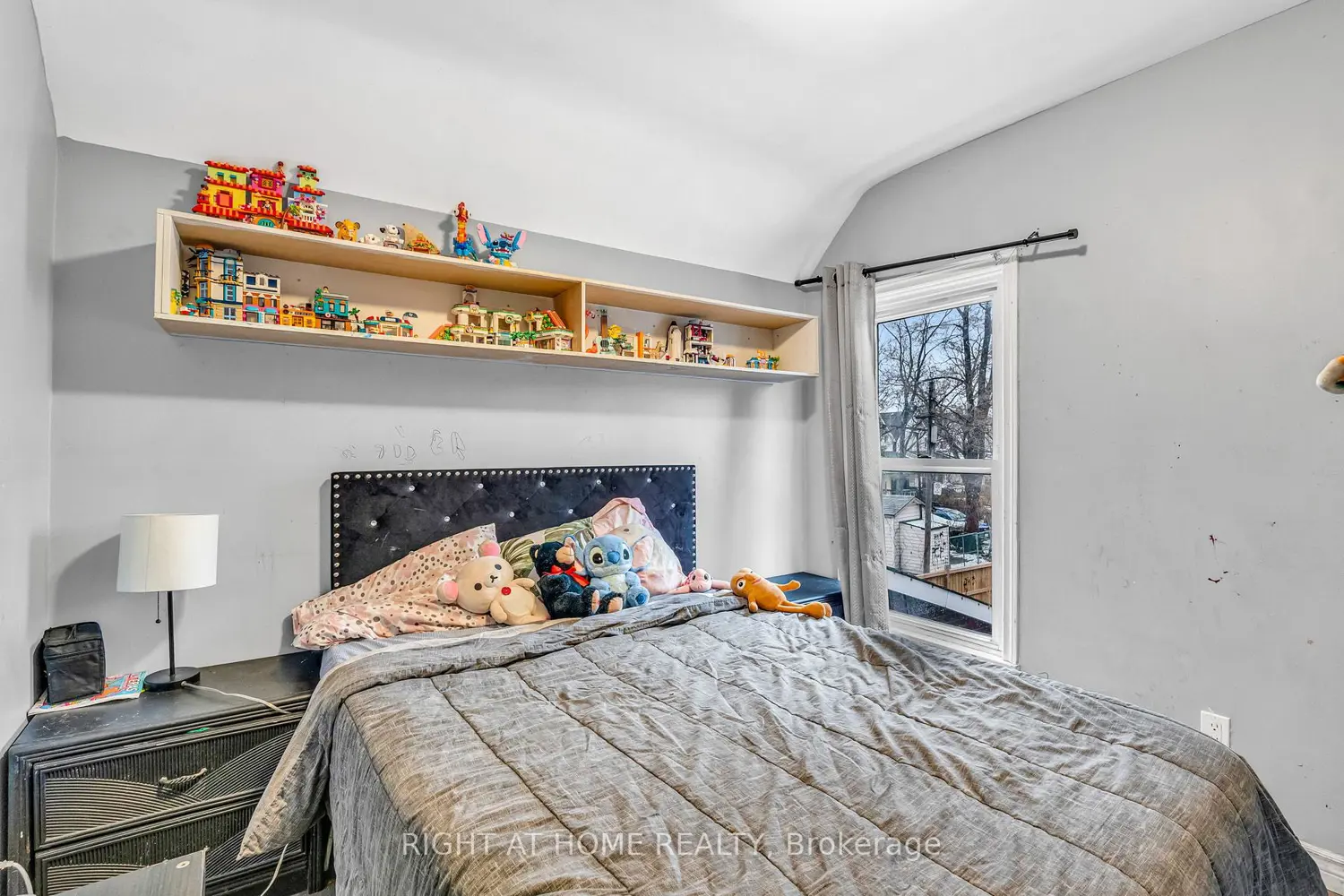 Additional image 13 of 207 Lottridge Street