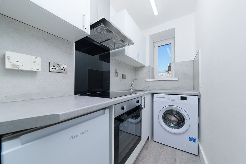 Additional image 7 of 1 bed penthouse to rentRoslin Street, Aberdeen AB24