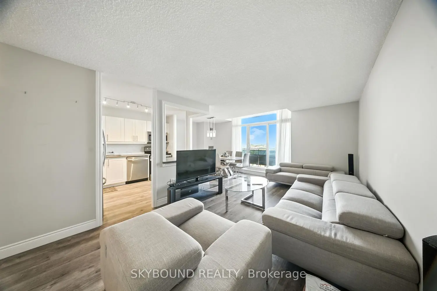 Additional image 7 of 355 Rathburn Road 1204