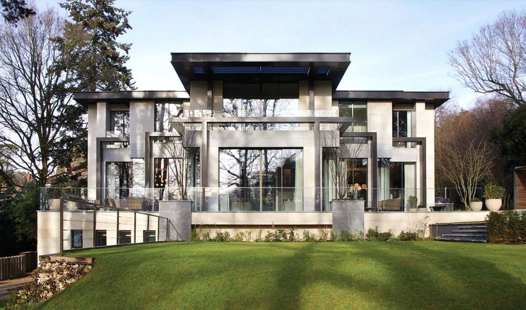 Additional image 15 of 6 bed detached house to rentWood Lane, St George's Hill, Weybridge, Surrey KT13