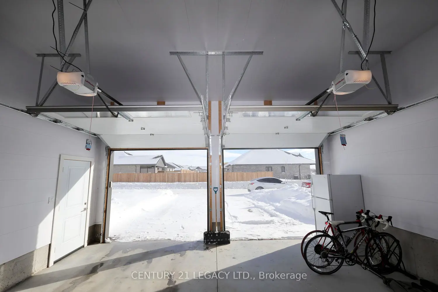 Additional image 3 of 675 Winchester Avenue