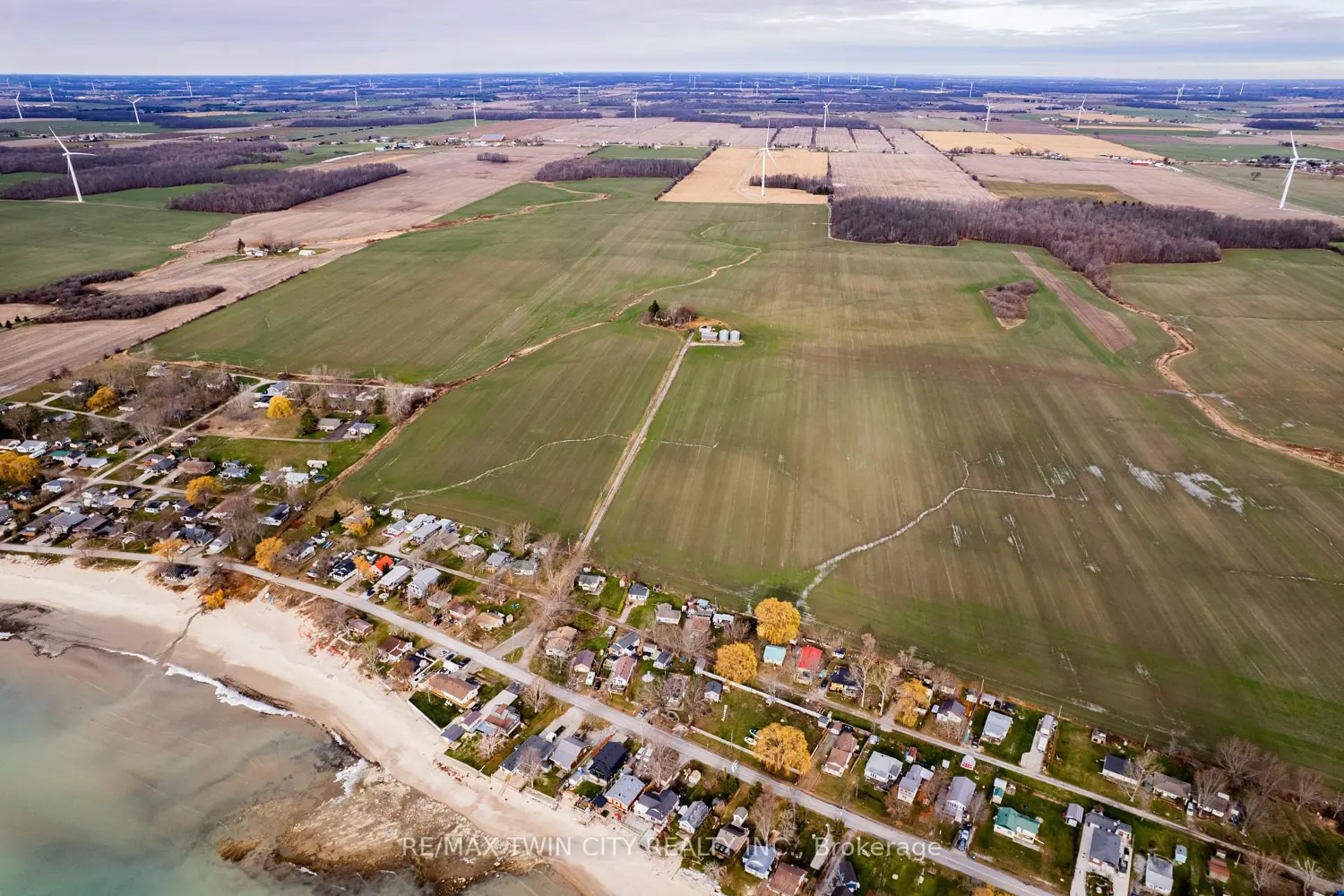 Additional image 6 of 905 Lakeshore Road