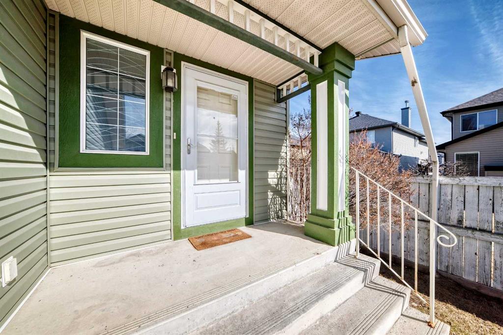 Additional image 4 of 131 Somerside Crescent SW, Calgary, AB, T2T 4K6
