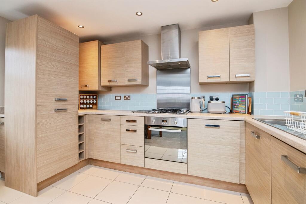 Additional image 9 of Horseshoe Crescent, Great Barr, Birmingham