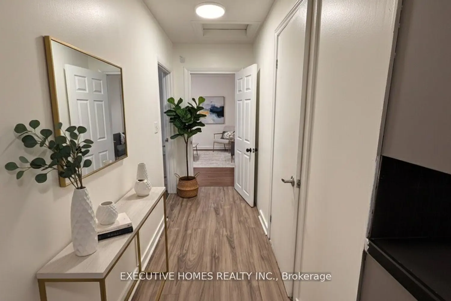 Additional image 16 of 650 Oxford Street