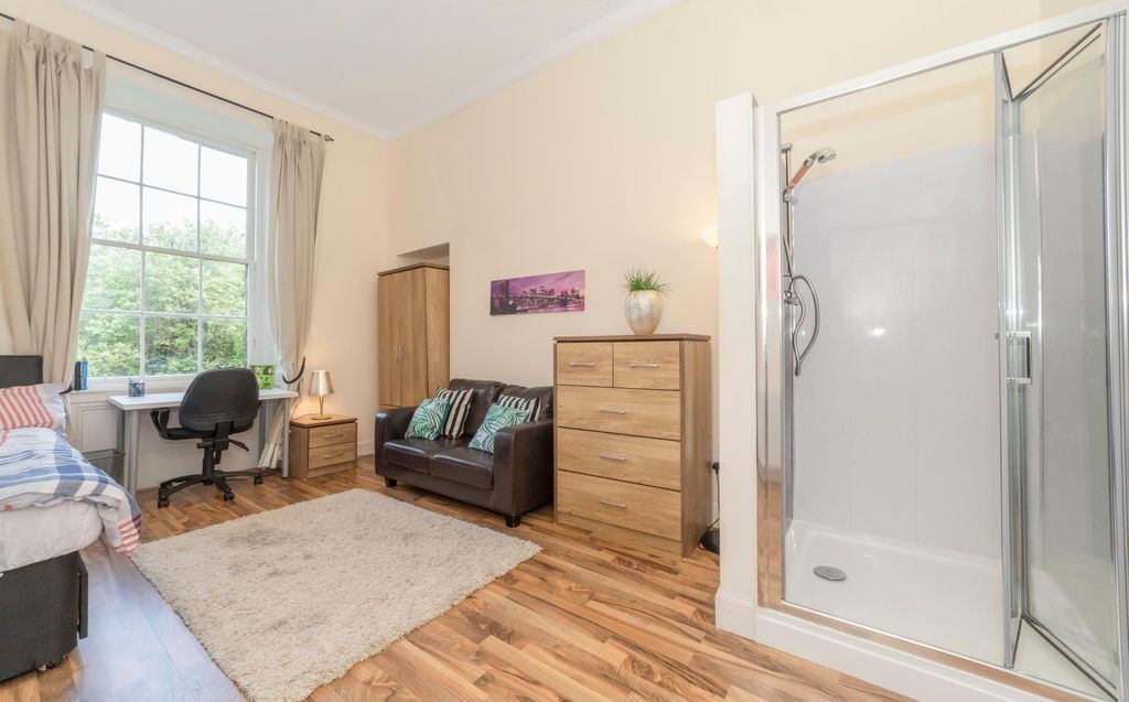 Additional image 3 of 7 bed flat to rentGranville Street, Glasgow G3