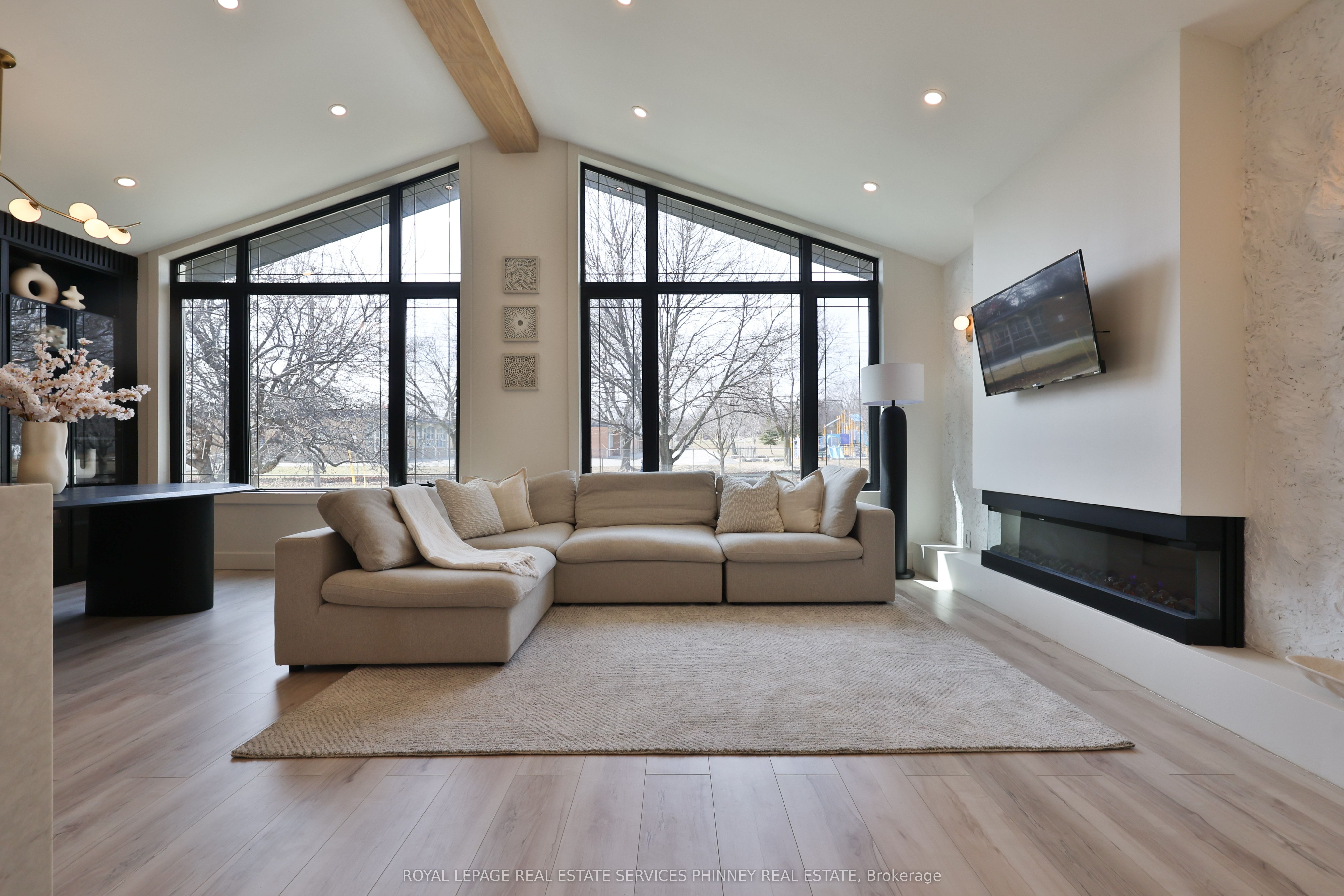 Additional image 3 of 75 Rangoon Road, Toronto, ON, M9C 4N8