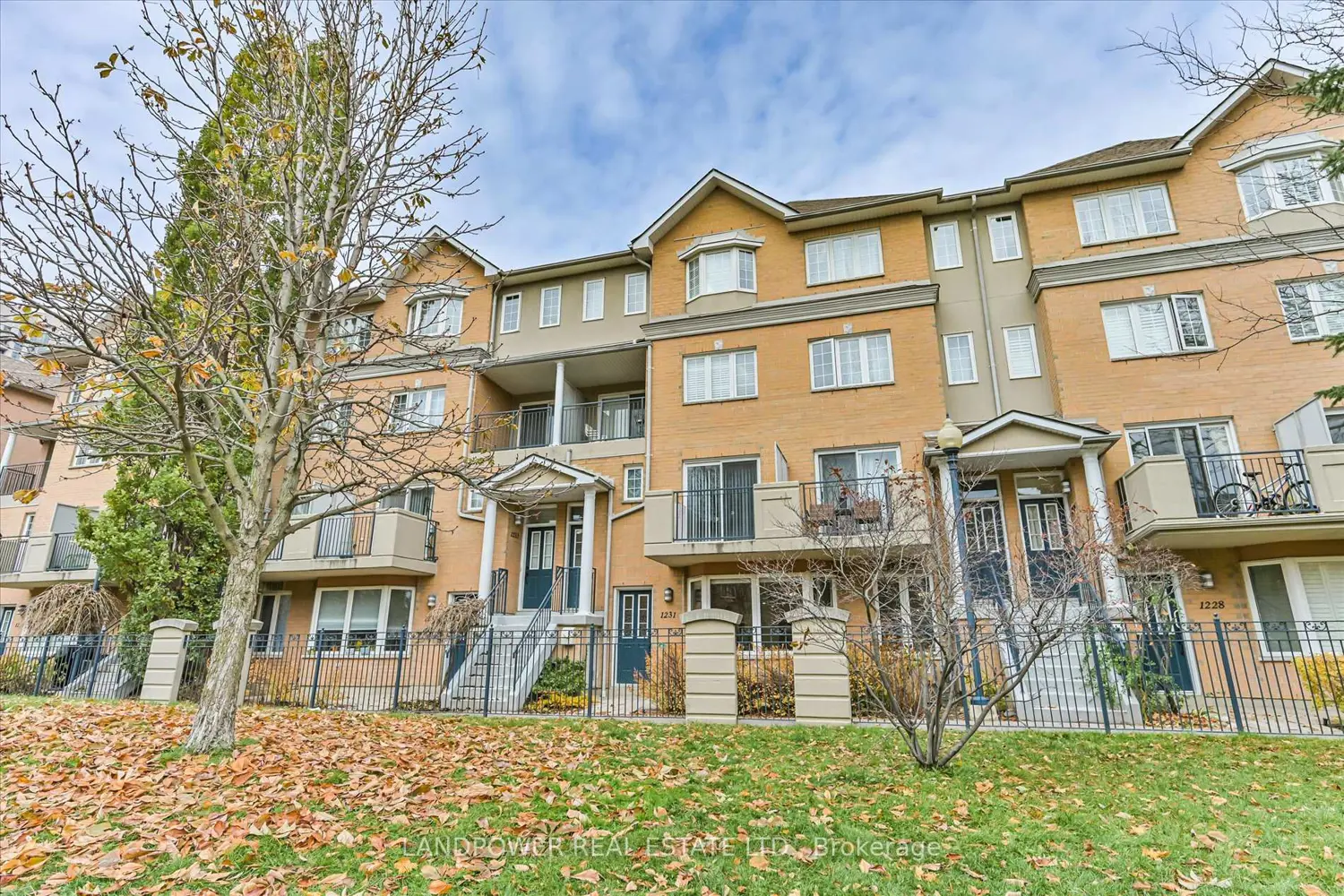 Additional image 2 of 28 Sommerset Way 1231