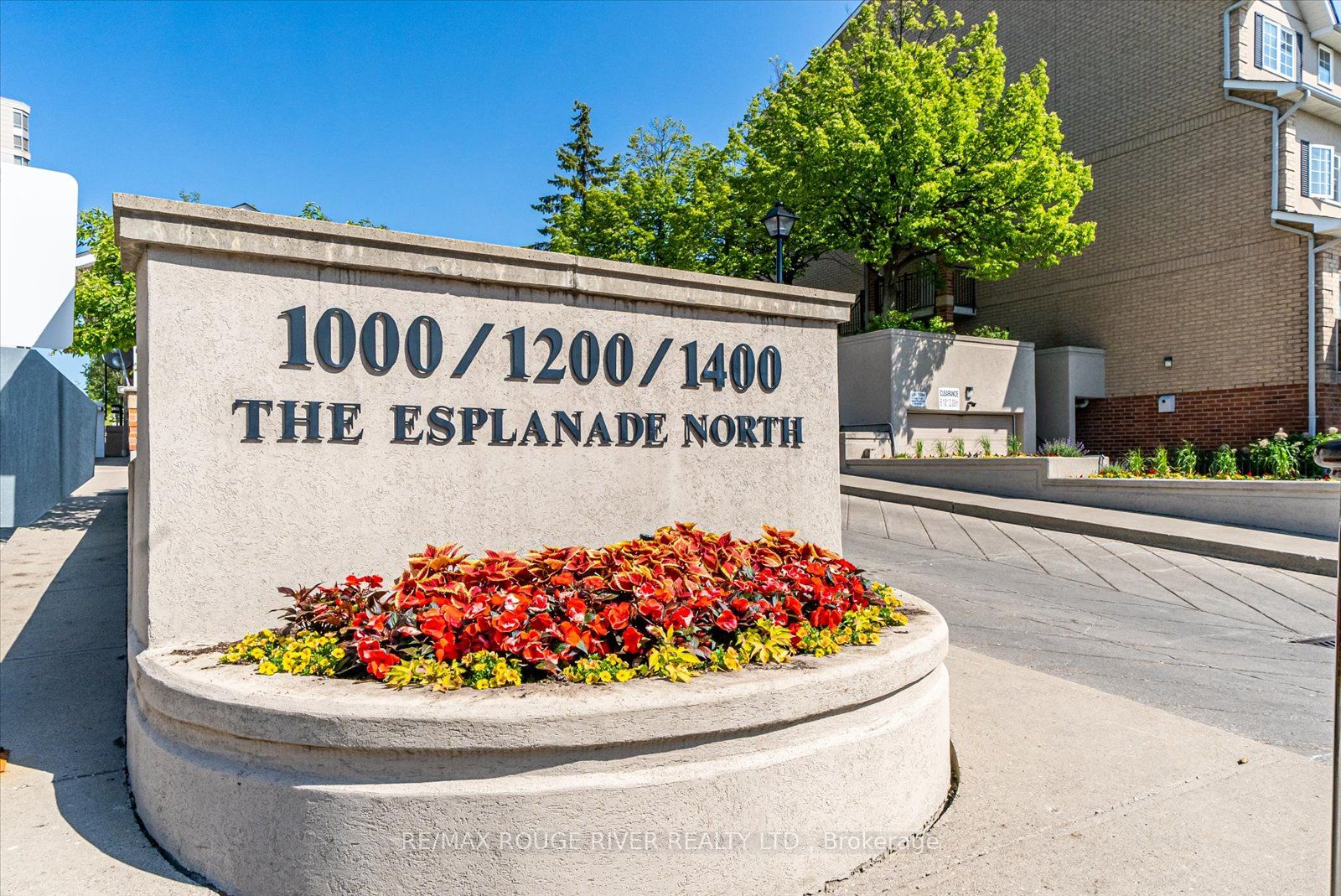 213-1200 The Esplanade Road N, Pickering, ON, L1V 6V3