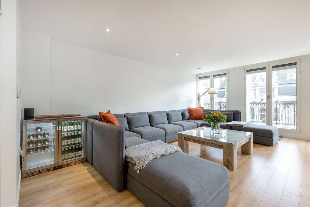 Additional image 2 of 3 bed flat to rentShandwick Place, Edinburgh EH2
