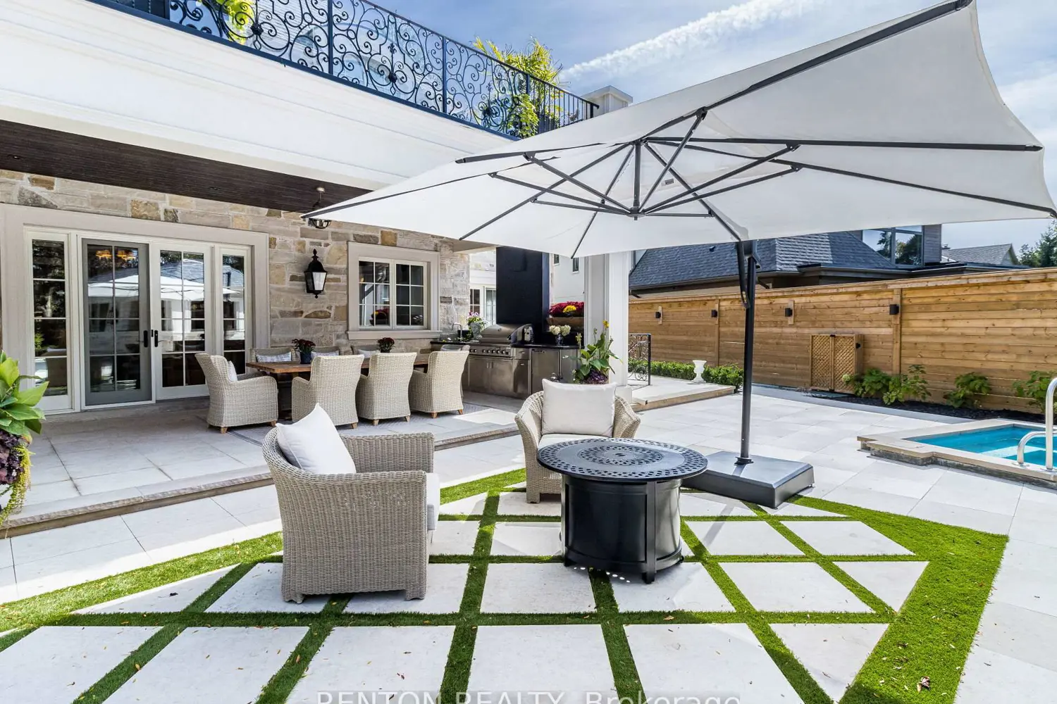 1491 Watersedge Road