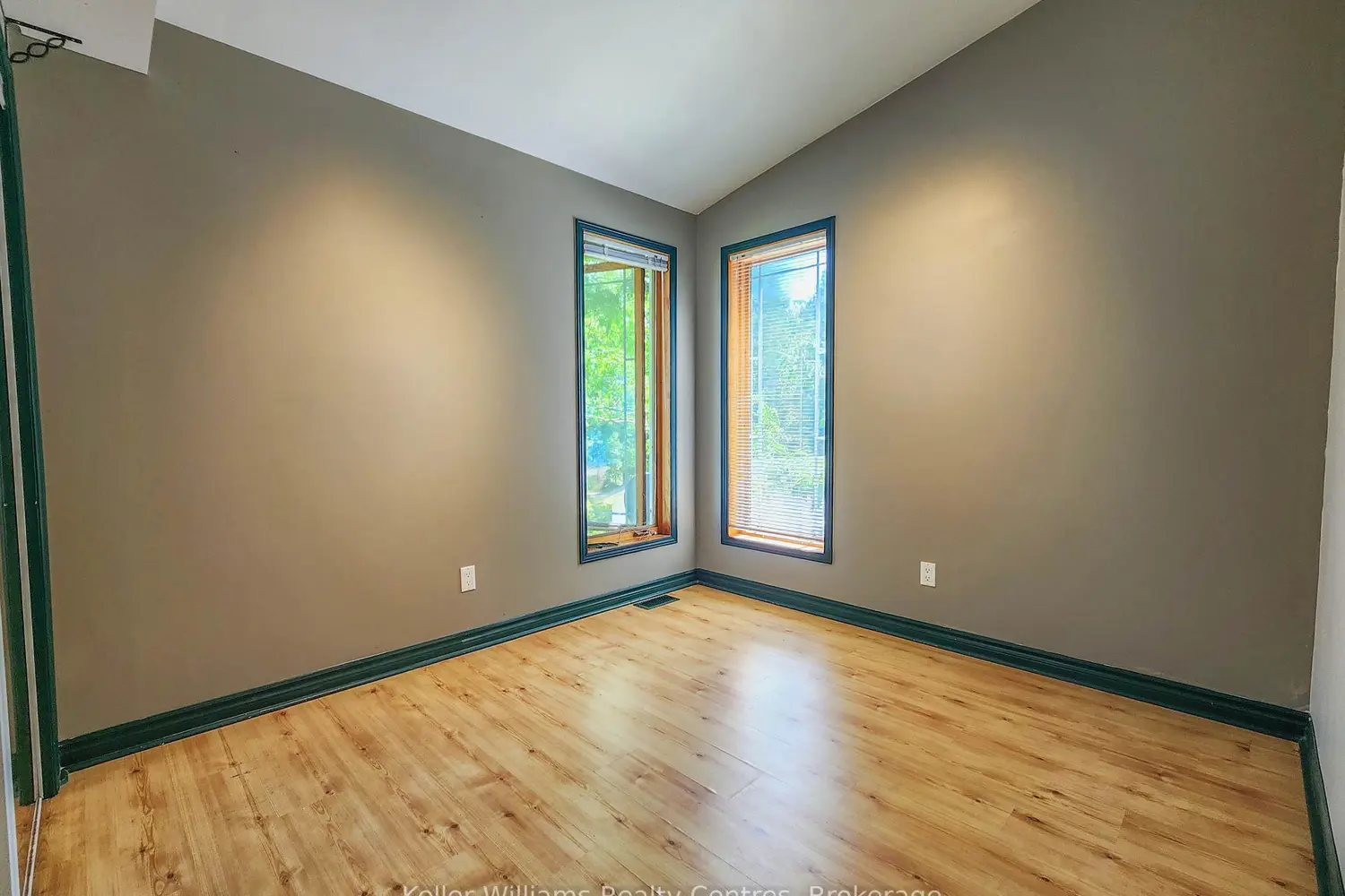 Additional image 12 of 37 Reid's Pt Rd