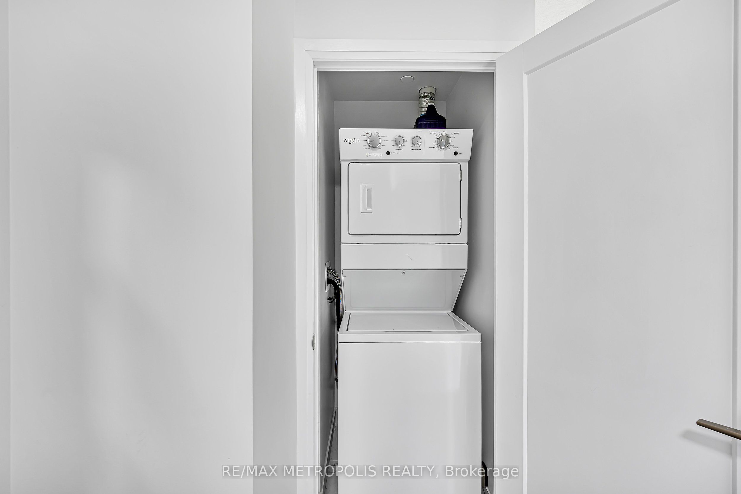 Additional image 6 of 1310-3220 Sheppard Avenue E, Toronto, ON, M1T 0B7