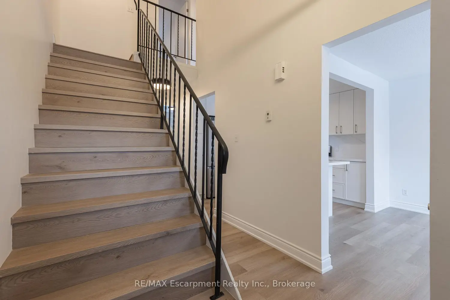 Additional image 8 of 100 Brownleigh Avenue 288