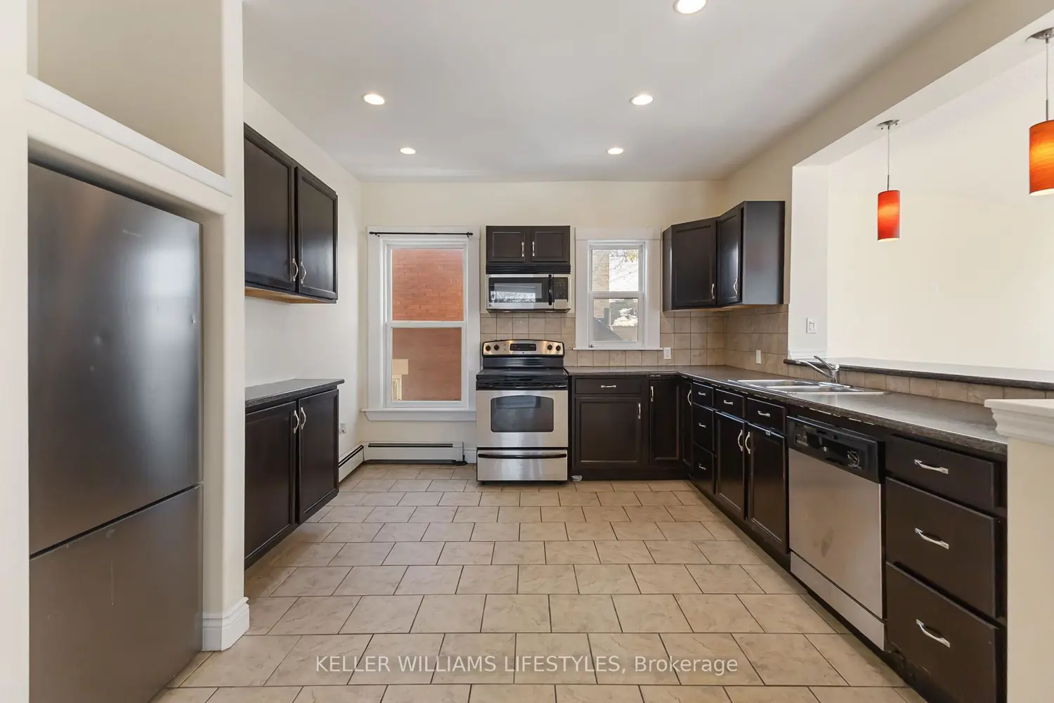 79 Beaconsfield Avenue photo 5