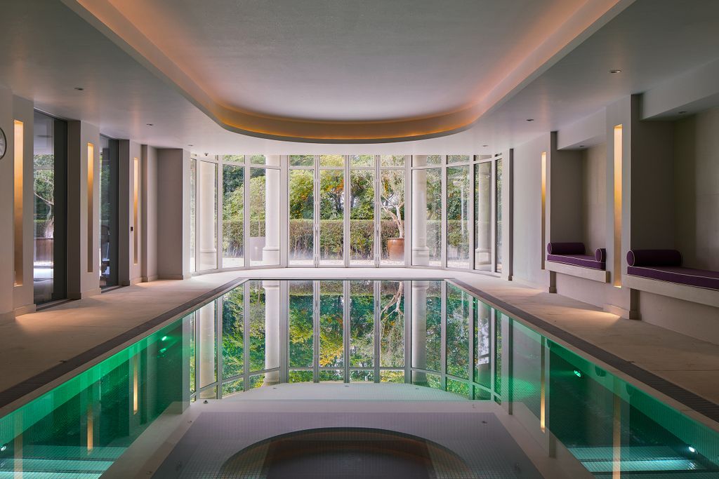 Additional image 20 of 6 bed detached house to rentLinden Road, Weybridge KT13