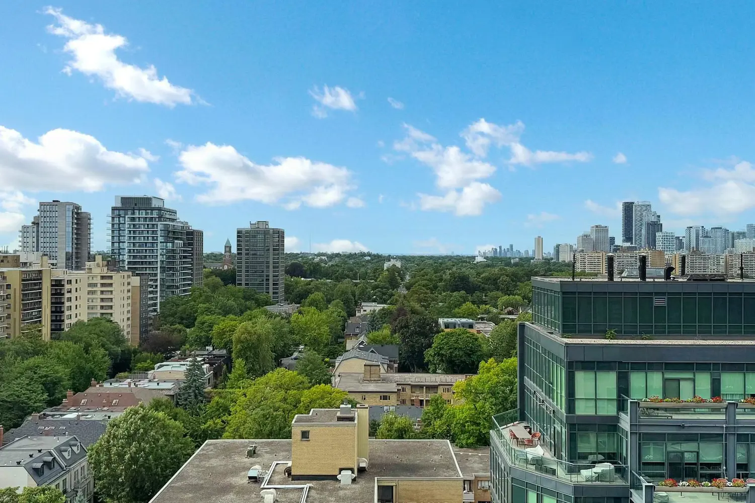 Additional image 14 of 111 St Clair Avenue 1128