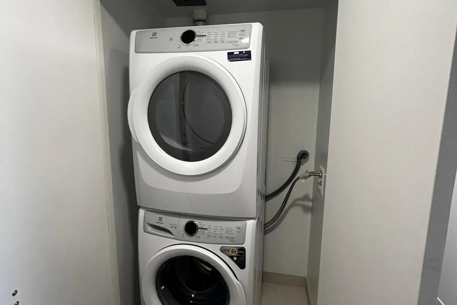 Additional image 13 of 7950 Bathurst Street 1807