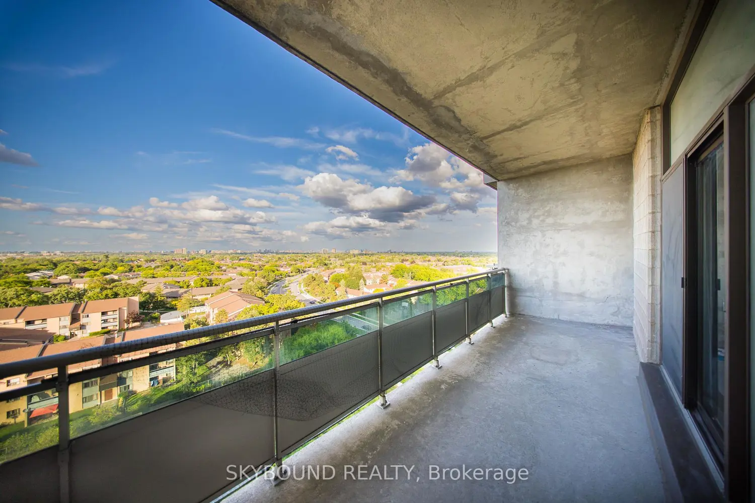 Additional image 19 of 355 Rathburn Road 1204