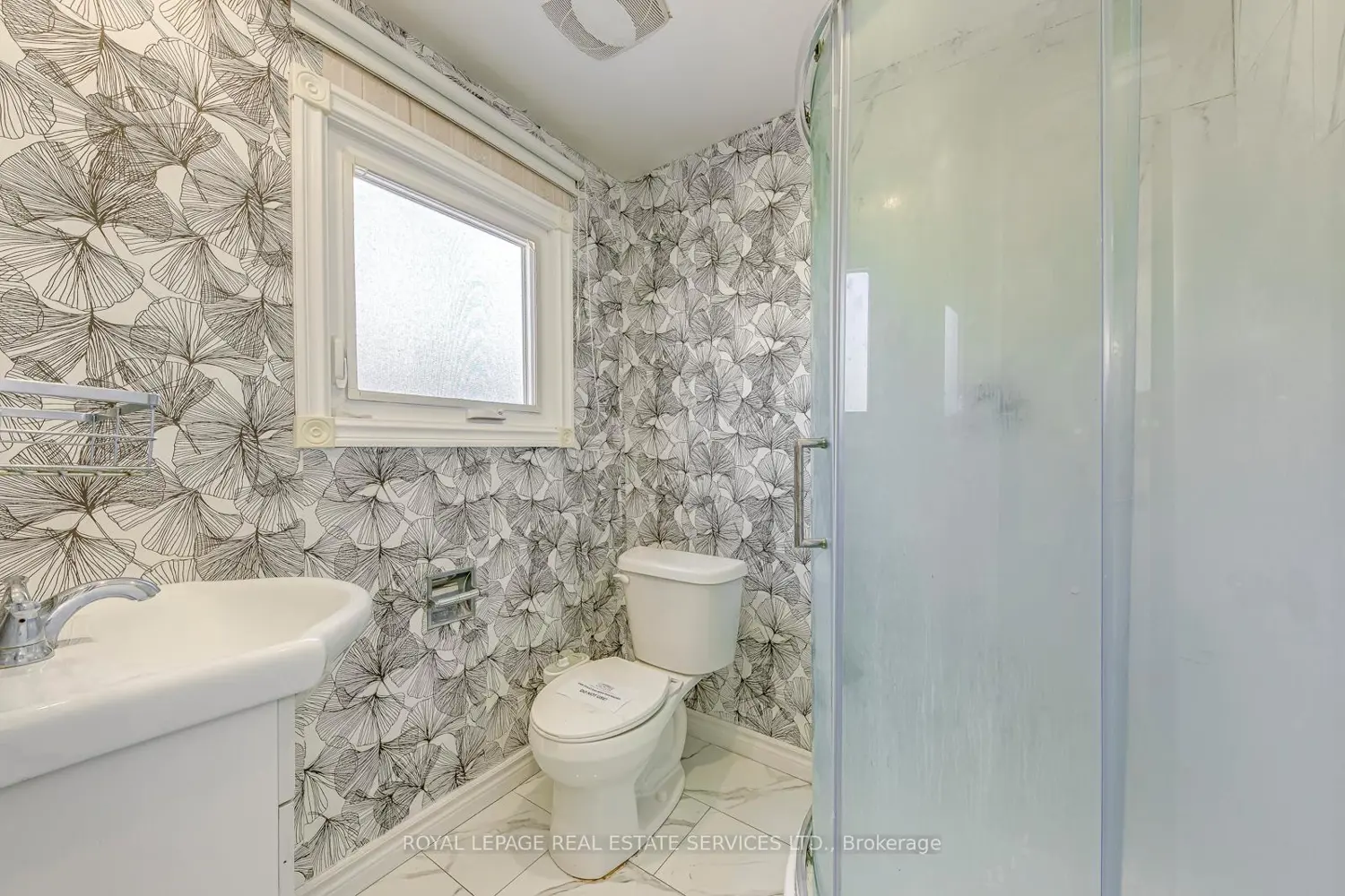 Additional image 11 of 66 Banting Crescent