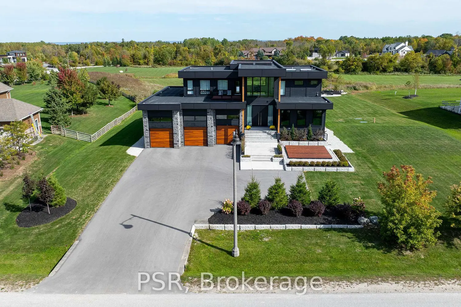 Additional image 16 of 4 Raintree Court