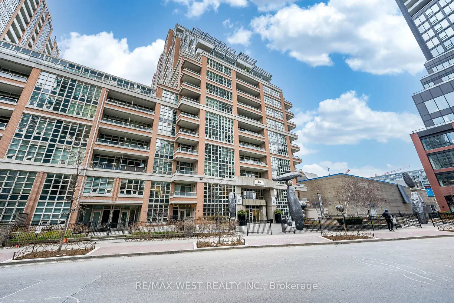 Additional image 16 of 85 East Liberty Street 501