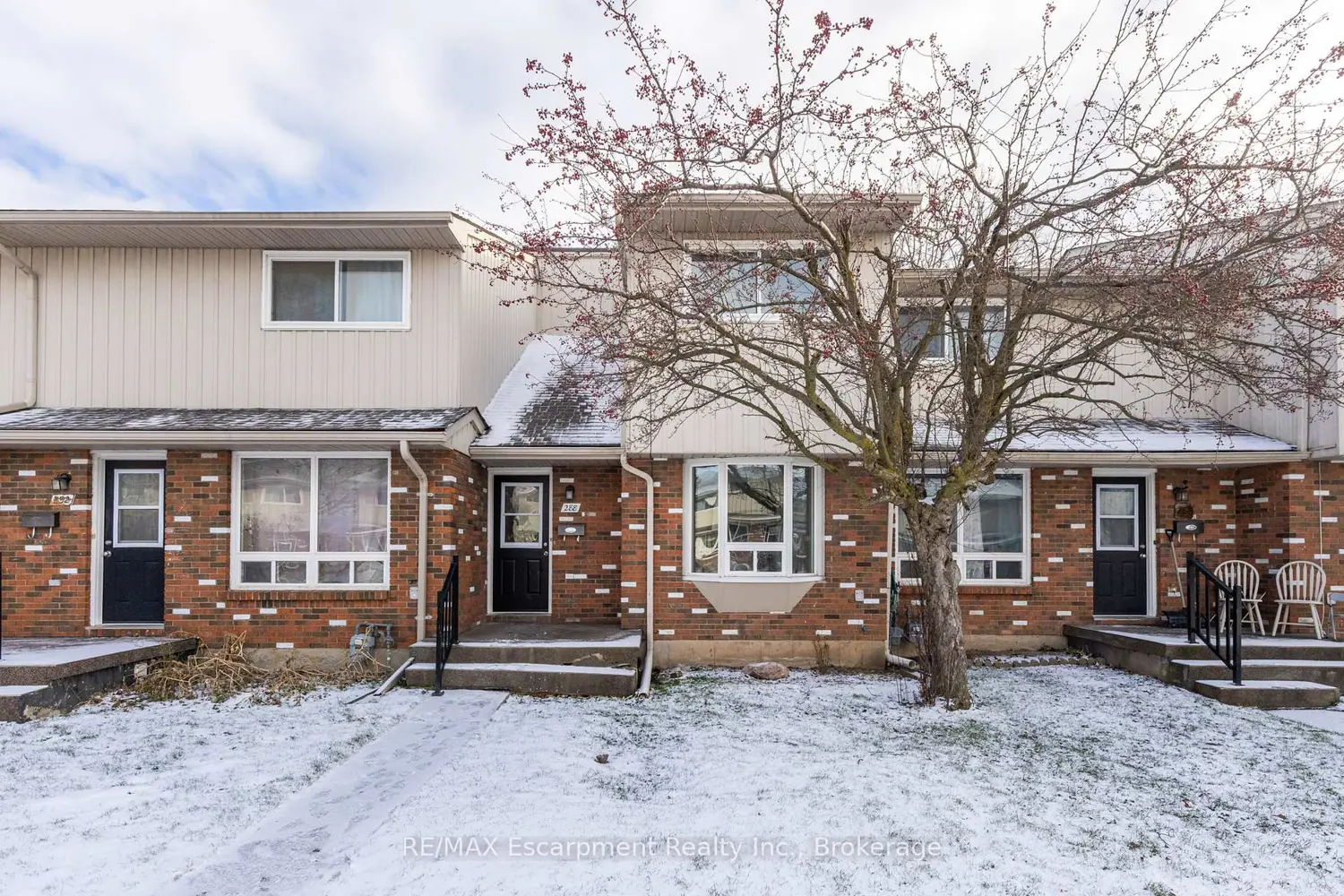 100 Brownleigh Avenue 288